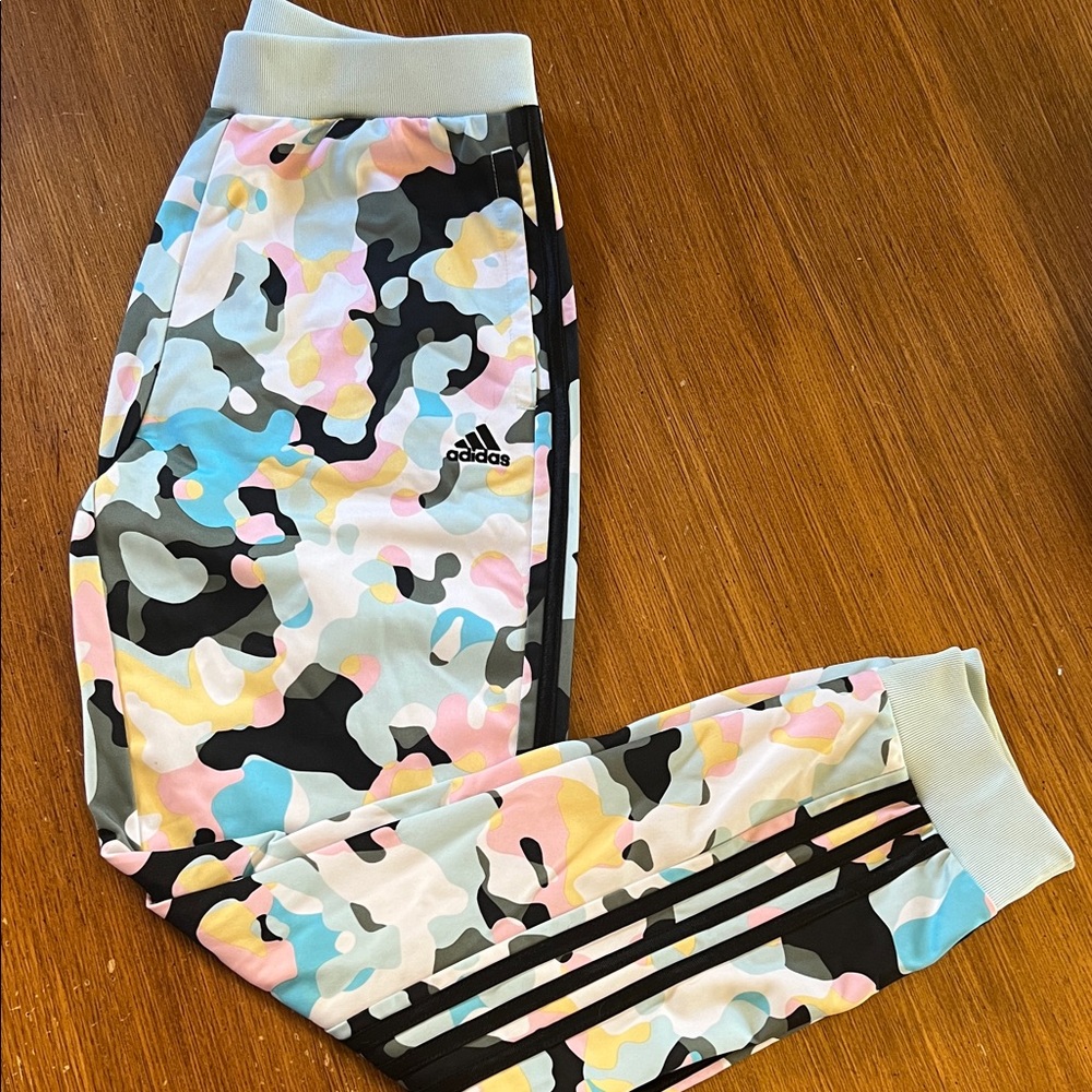 adidas Kids Camo Sweatpants in Pastel Pink, Blue, Yellow, Black